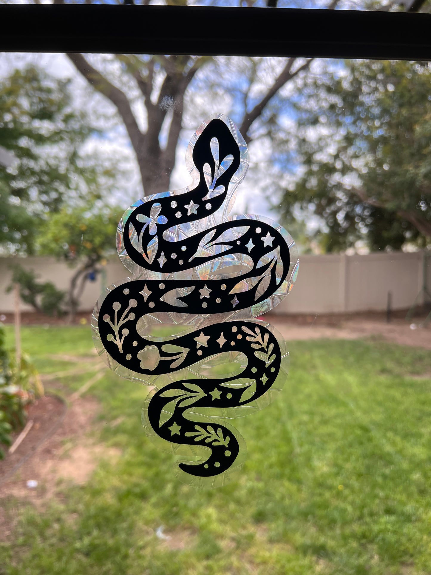 Snake window cling