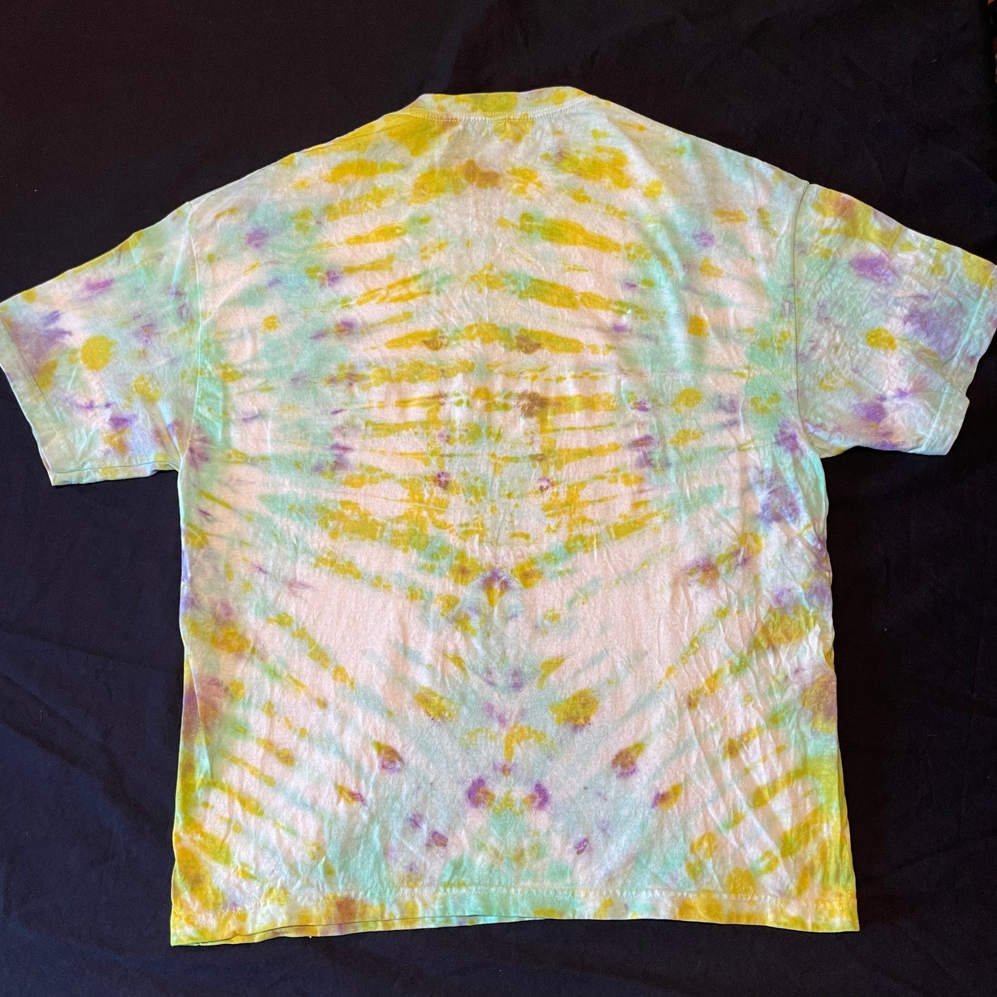 XL - Big Eye Bertha dye shirt