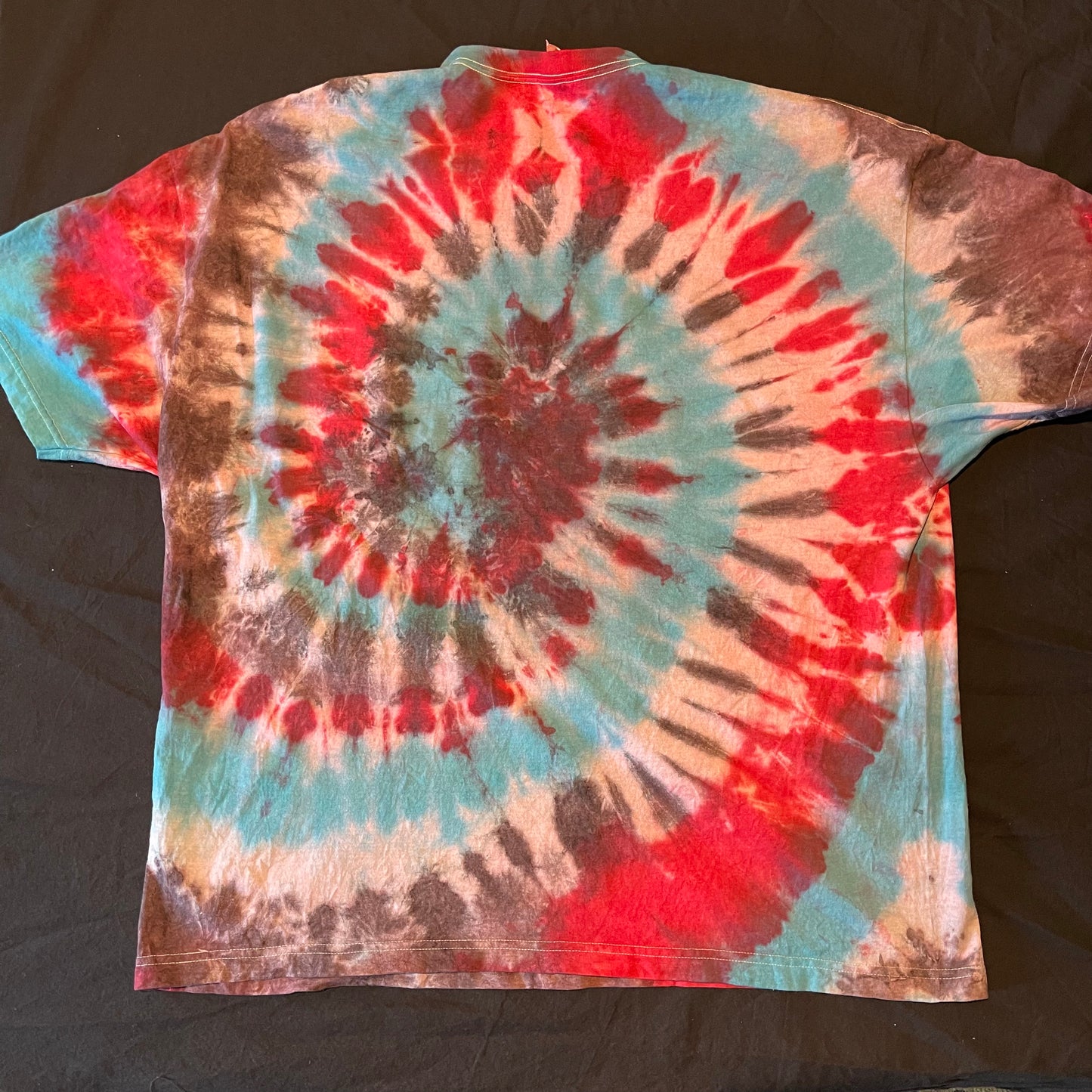 3XL - Big Eye Bertha dye shirt
