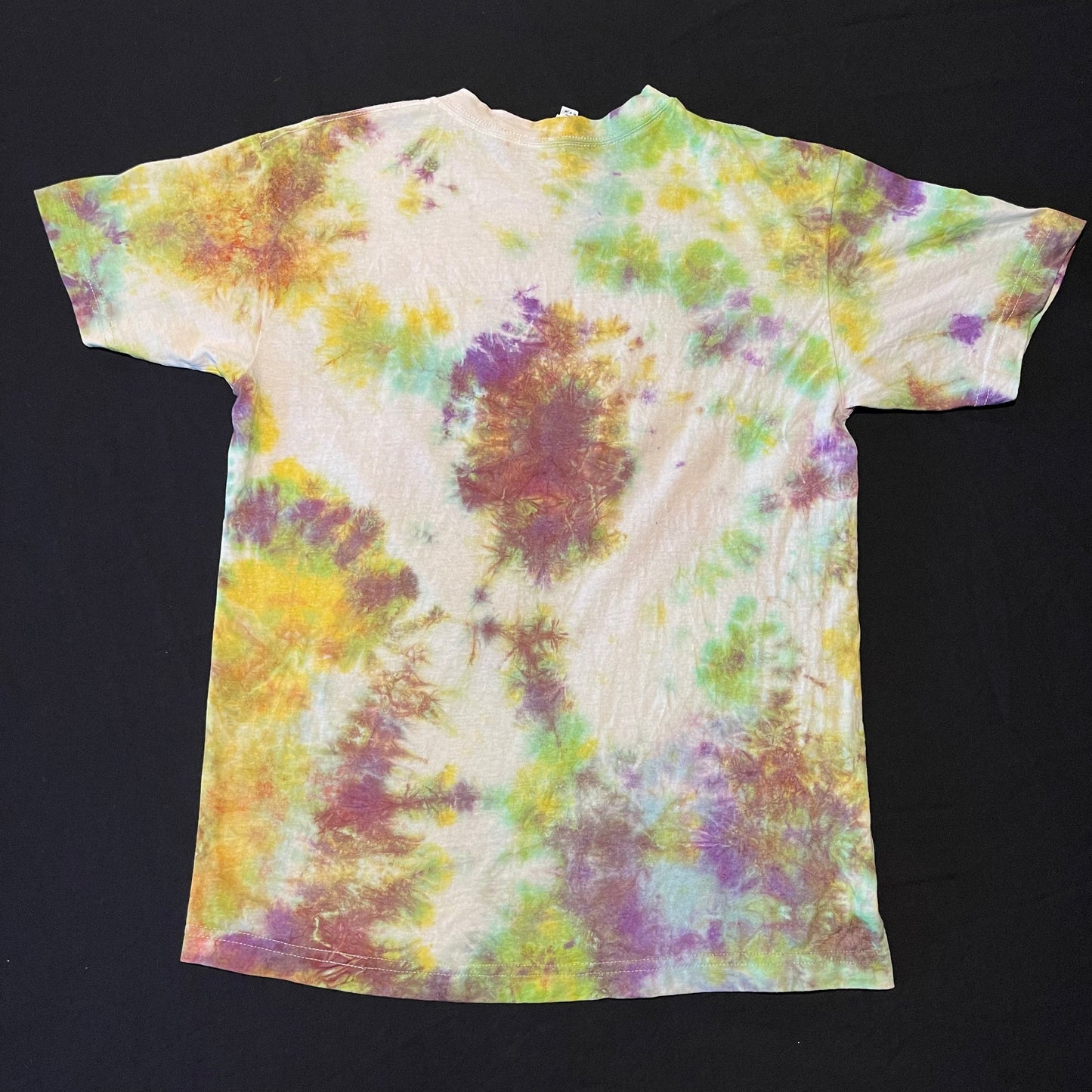 Medium - Big Eye Bertha dye shirt