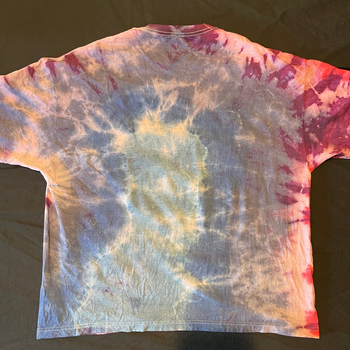 3XL - Big Eye Bertha dye shirt